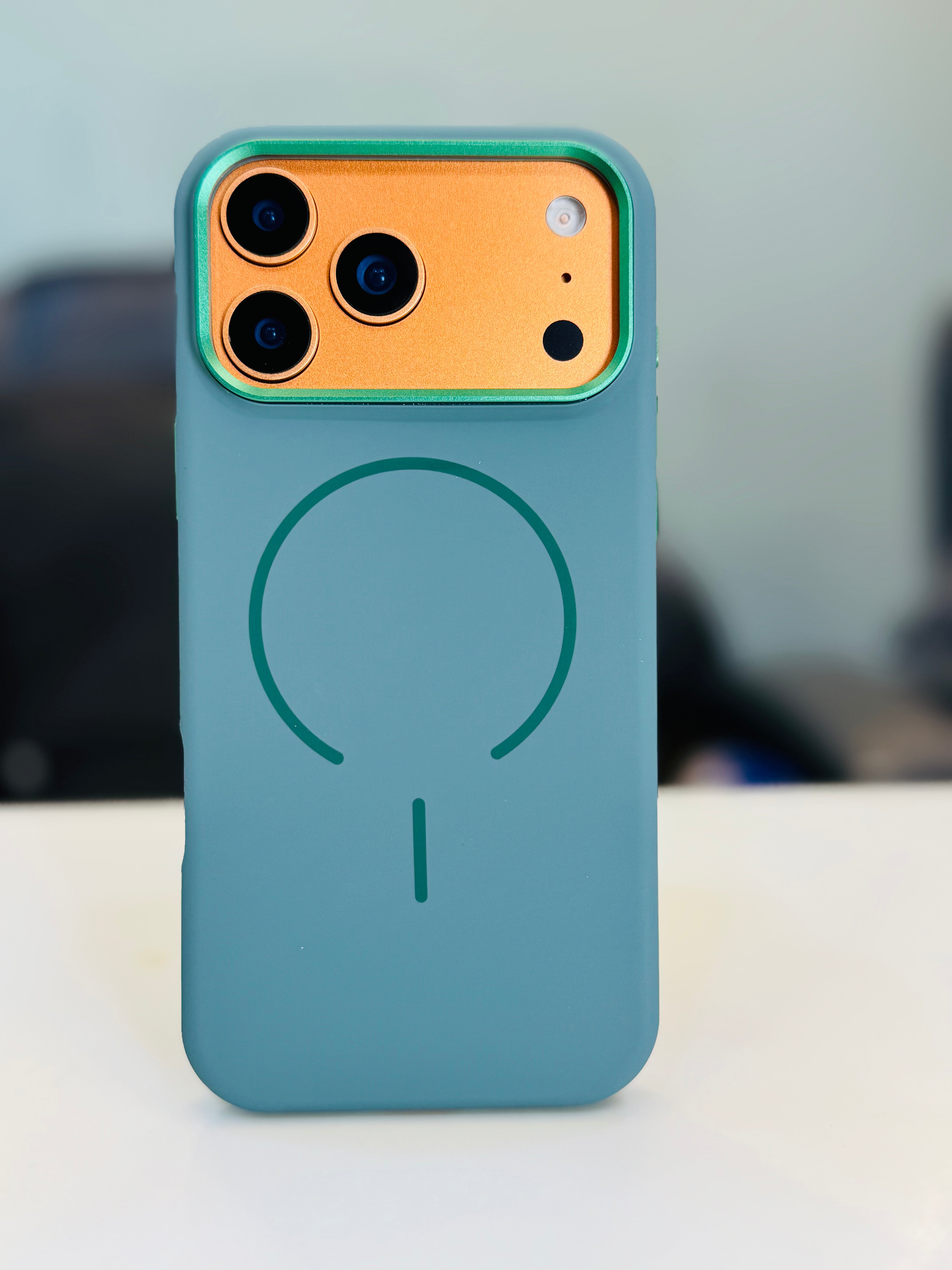 NEXO Silicon Case With Magesafe  For Iphone